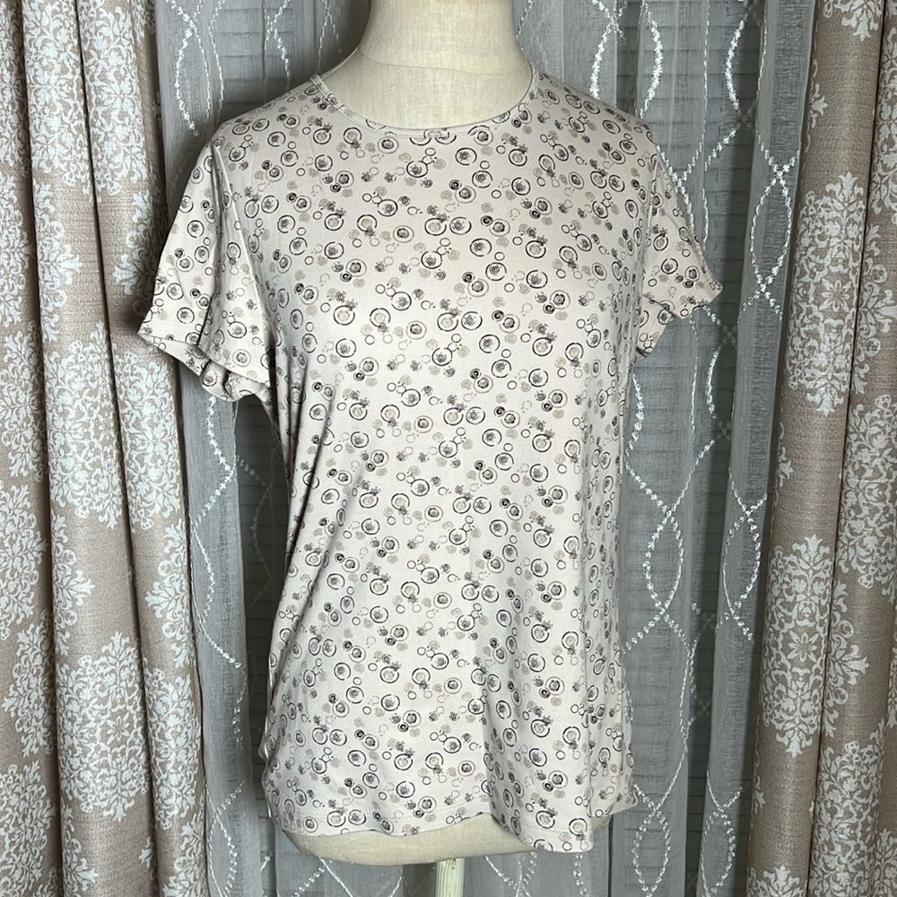 Croft and Barrow 100% cotton shirt size medium